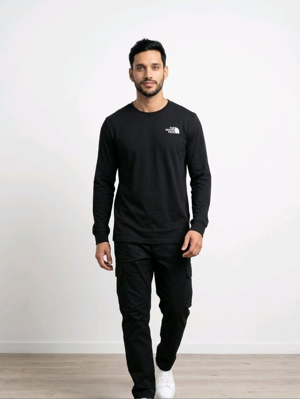The North Face Black Long-Sleeve Logo Tee